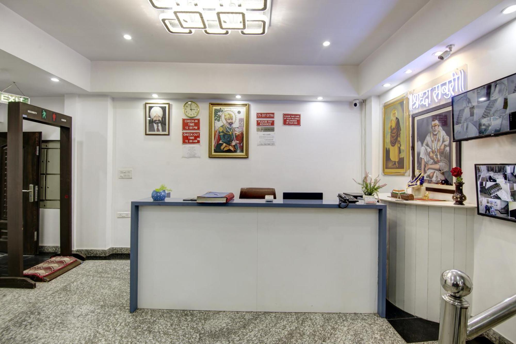 Hotel S B Inn-Near New Delhi Train Station Zewnętrze zdjęcie