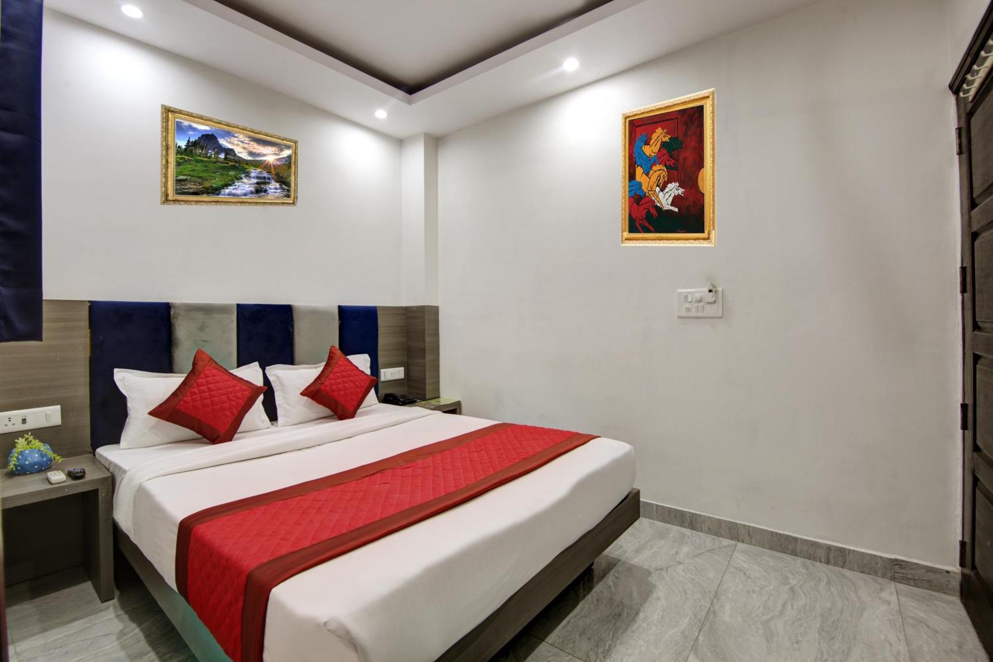 Hotel S B Inn-Near New Delhi Train Station Zewnętrze zdjęcie