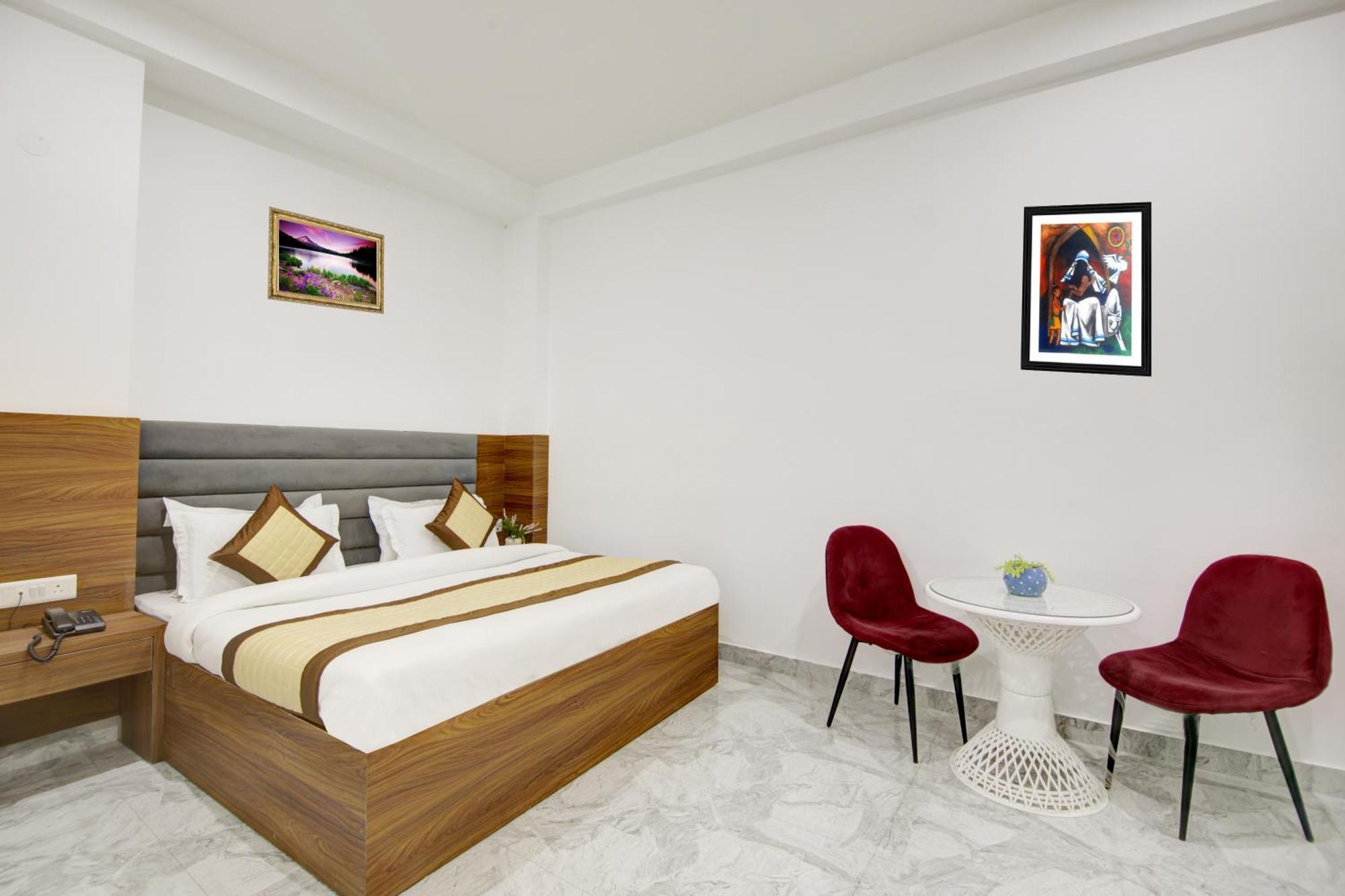 Hotel S B Inn-Near New Delhi Train Station Zewnętrze zdjęcie